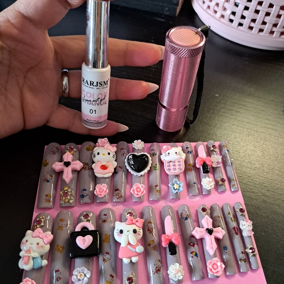 Hello, Kitty 3XL Press-on Nails - Picture 3 of 3